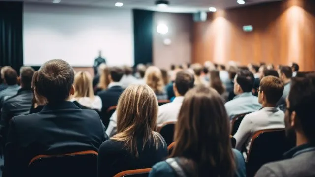 Jak wybrać idealną salę konferencyjną - kompletny przewodnik